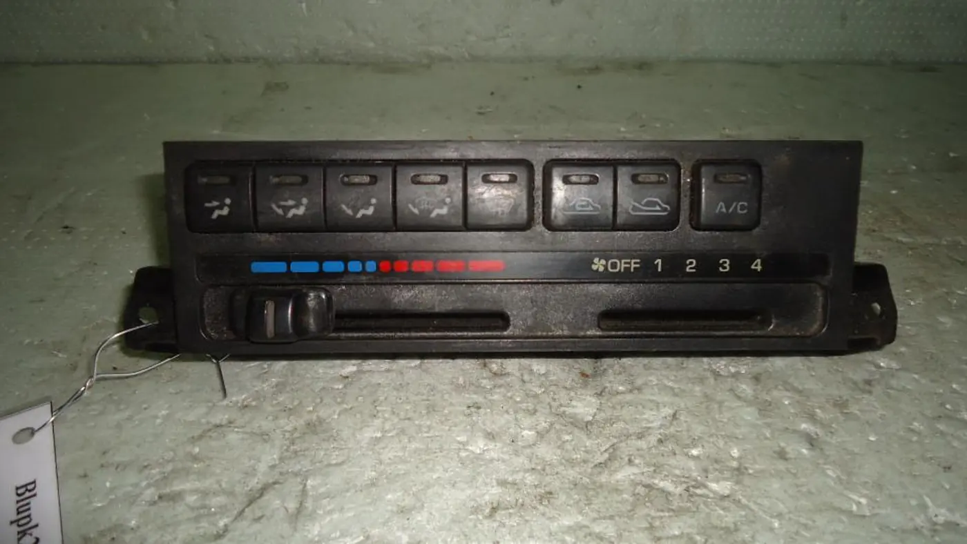 Блок управления печки/климат-контроля к Mazda 626 1995