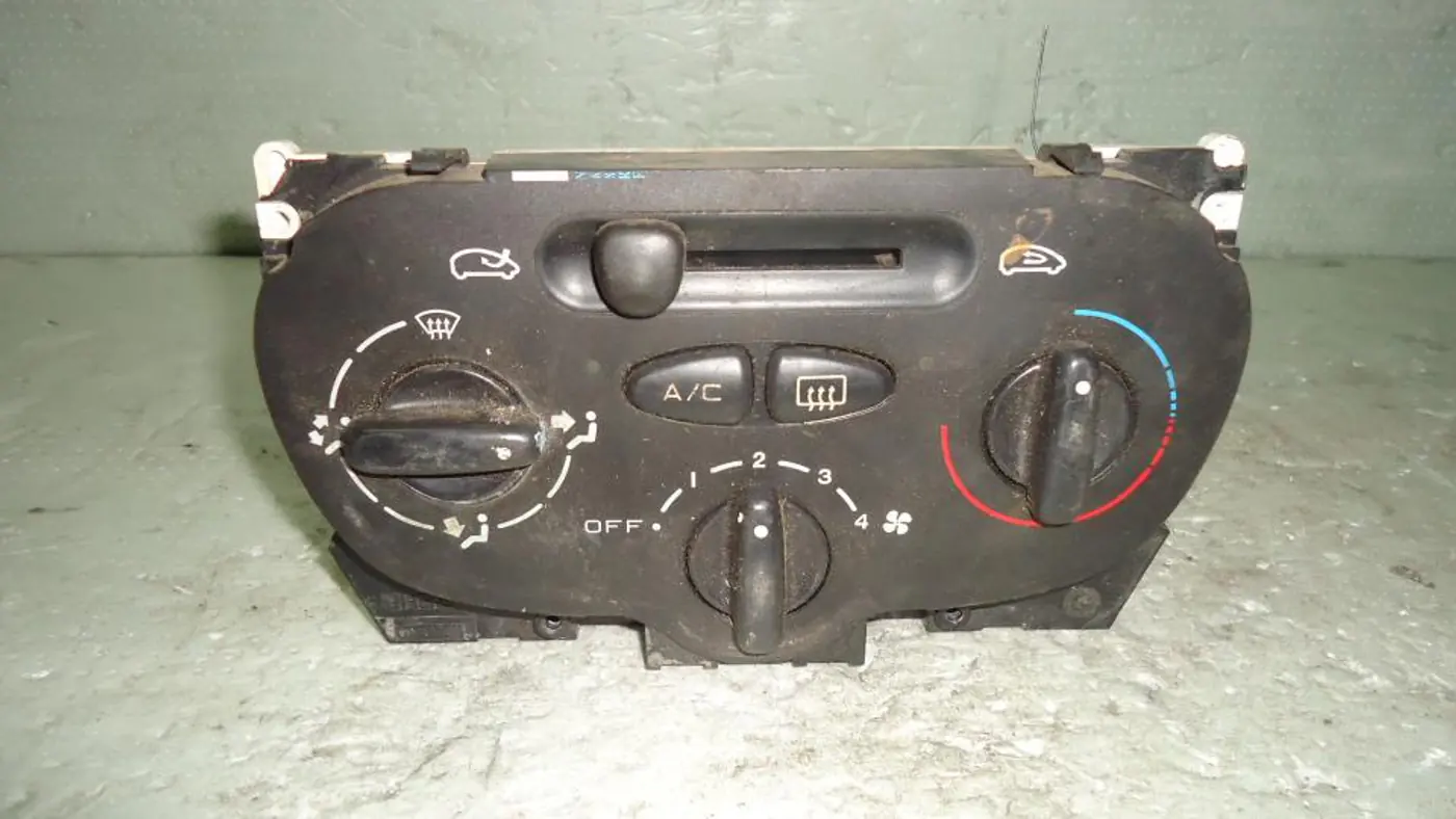 Блок управления печки/климат-контроля к Peugeot 206 2002