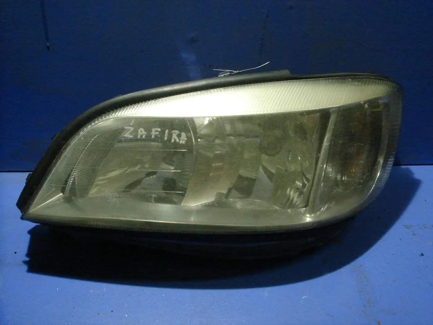 Фара левая к Opel Zafira 2000