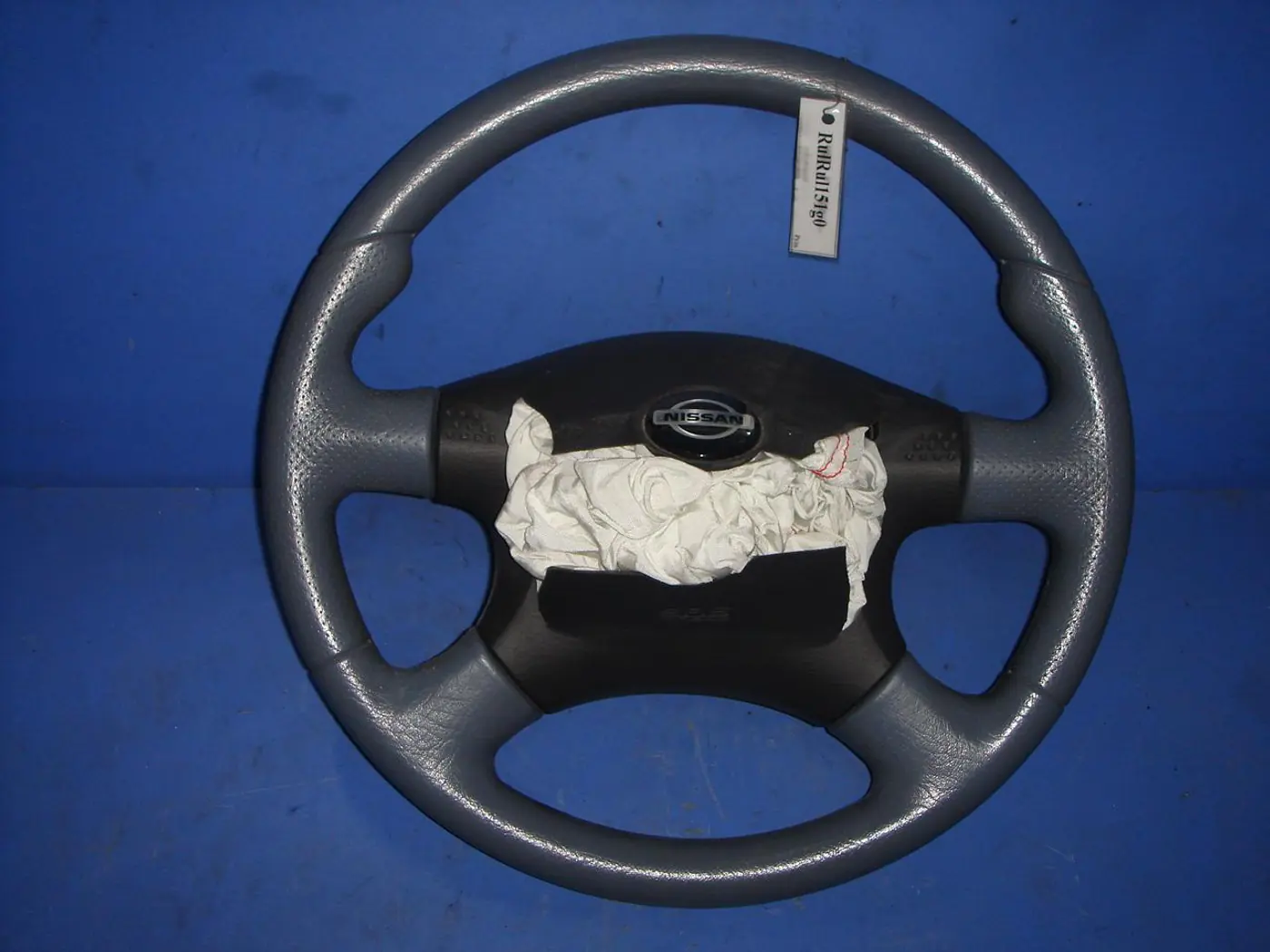 Руль к Nissan Maxima 2001