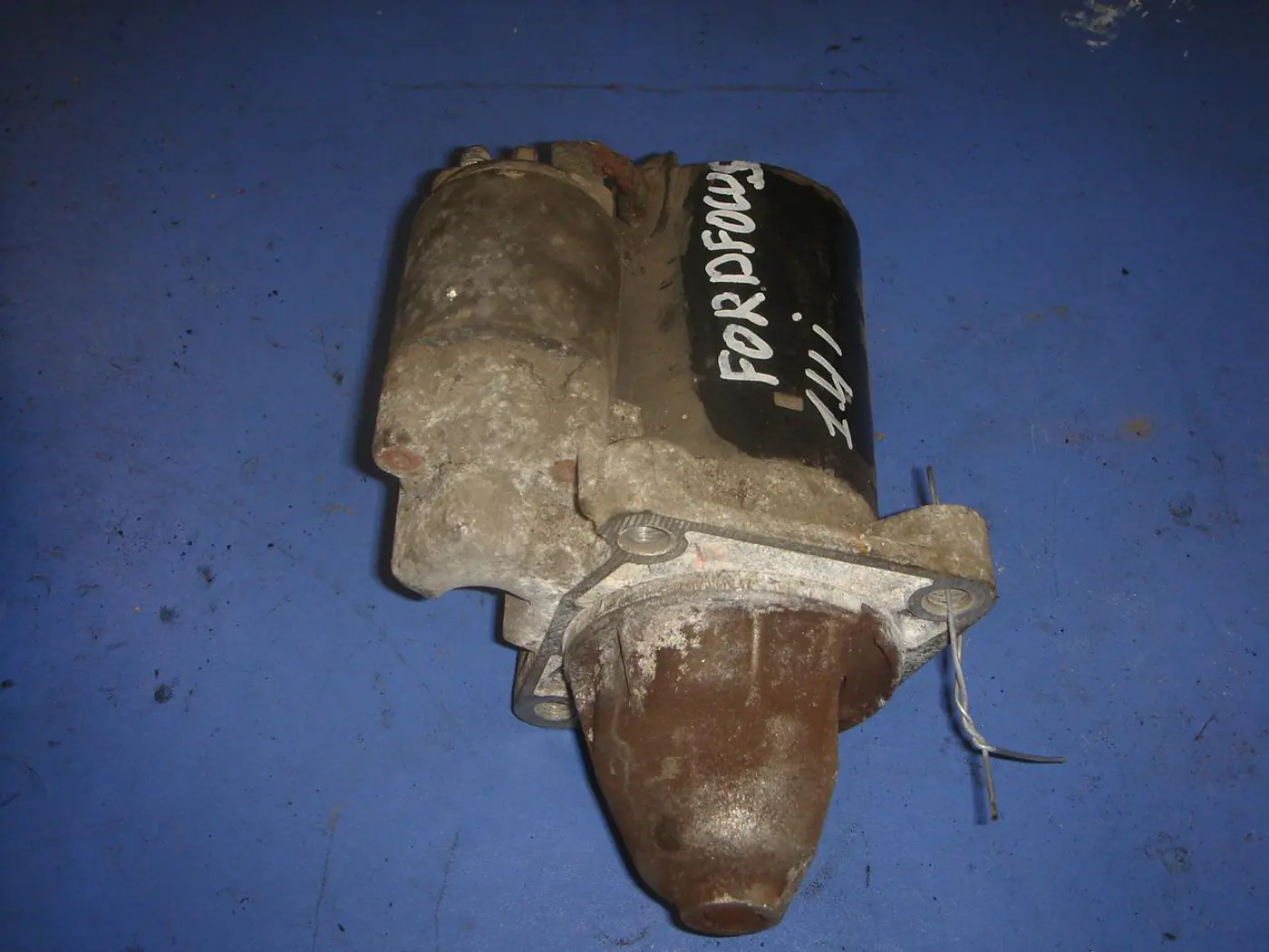 Стартер к Ford Fiesta 2005