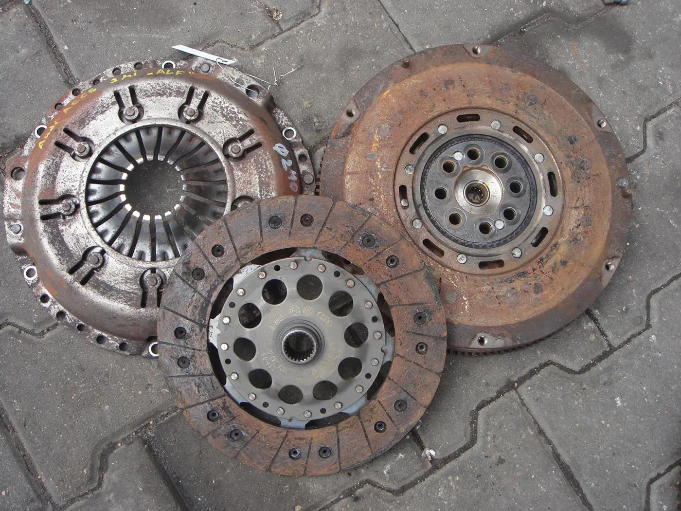 Комплект сцепления к Audi A4 1998