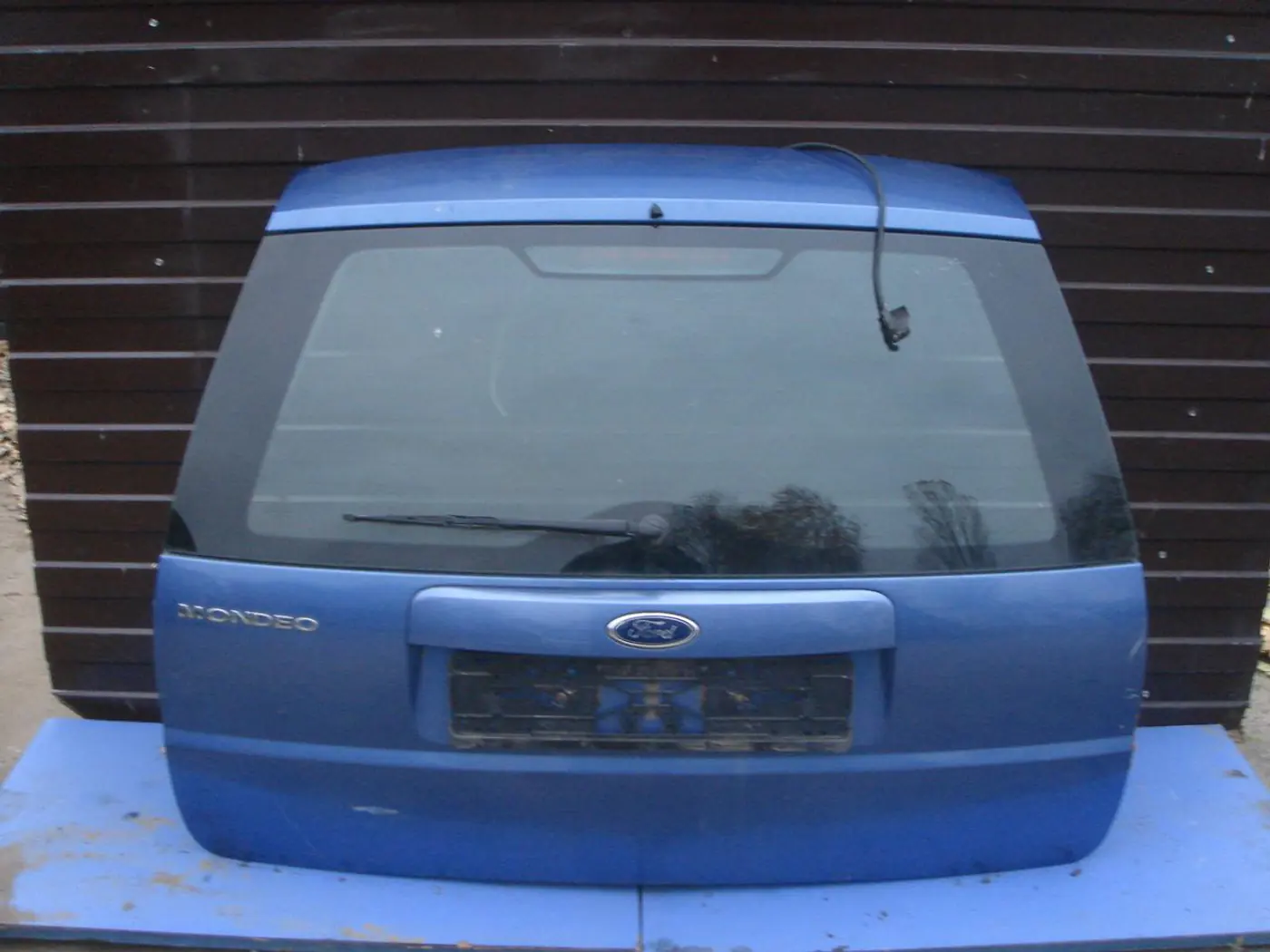 Крышка багажника (дверь 3-5) к Ford Mondeo 2000