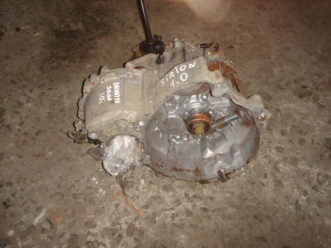 КПП механическая (МКПП) к Daihatsu Sirion 2001
