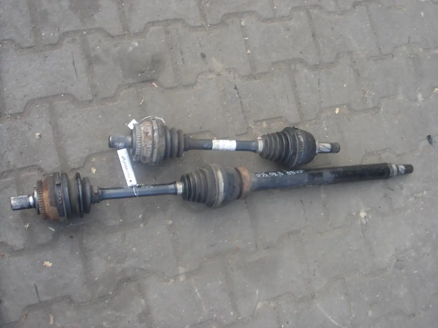 Полуось (приводной вал, ШРУС) к Volvo S60 2002