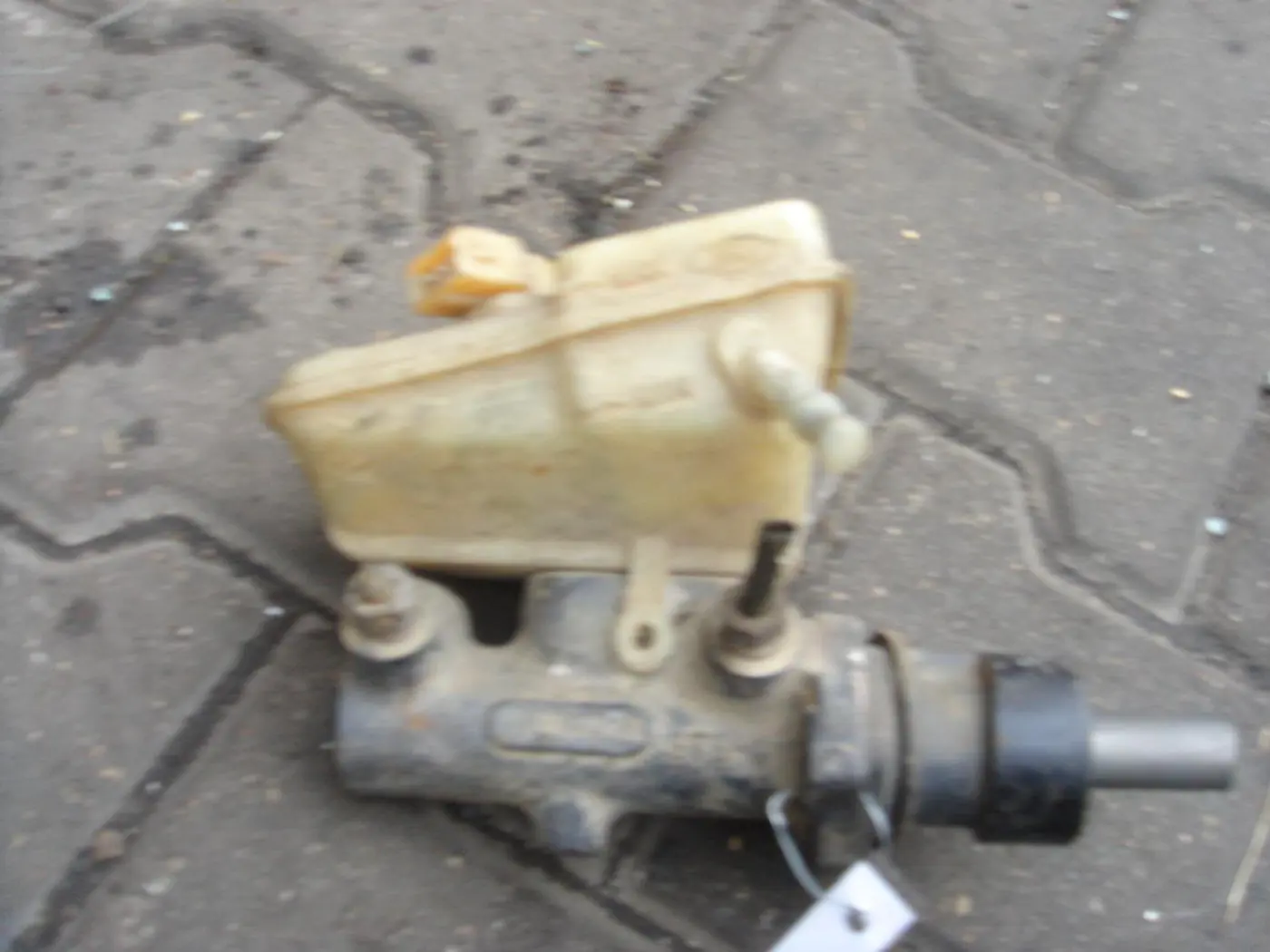 Цилиндр тормозной главный к Ford Mondeo 1995