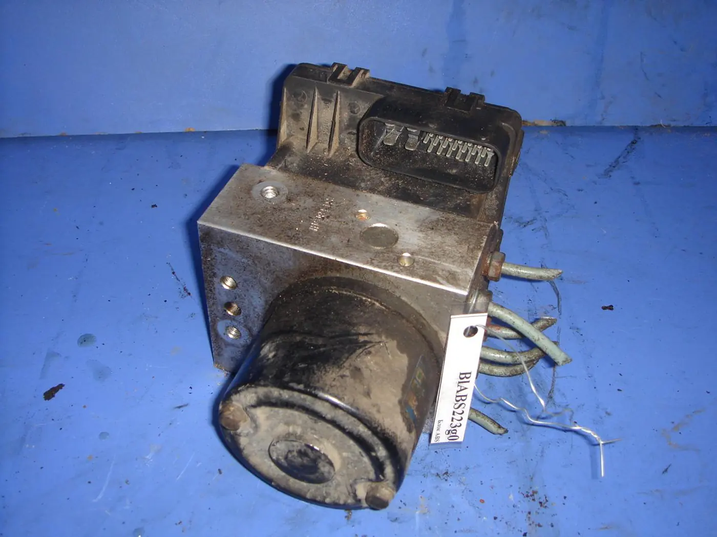 Блок ABS к Hyundai Santa Fe 2001