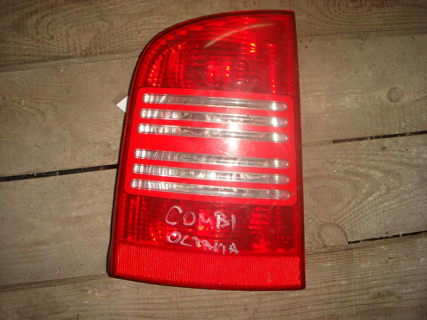 Фонарь задний левый к Skoda Octavia 1997