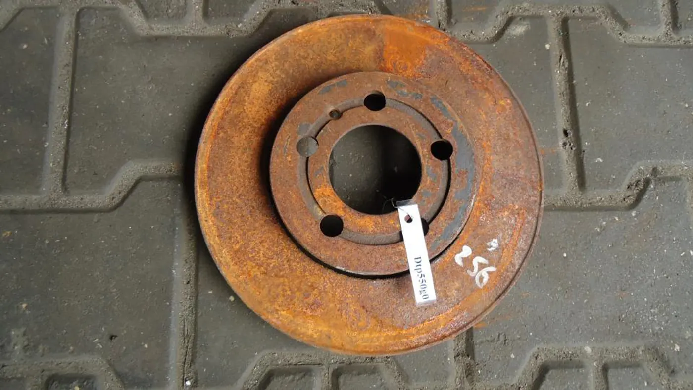 Диск тормозной передний к Volkswagen Golf 2000