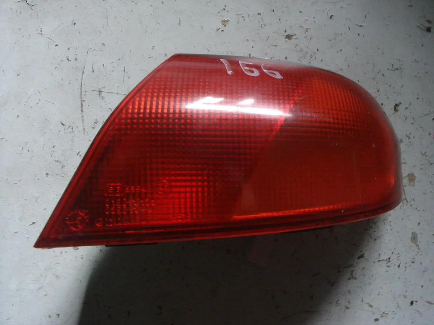 Фонарь задний правый к Alfa Romeo 166 1999