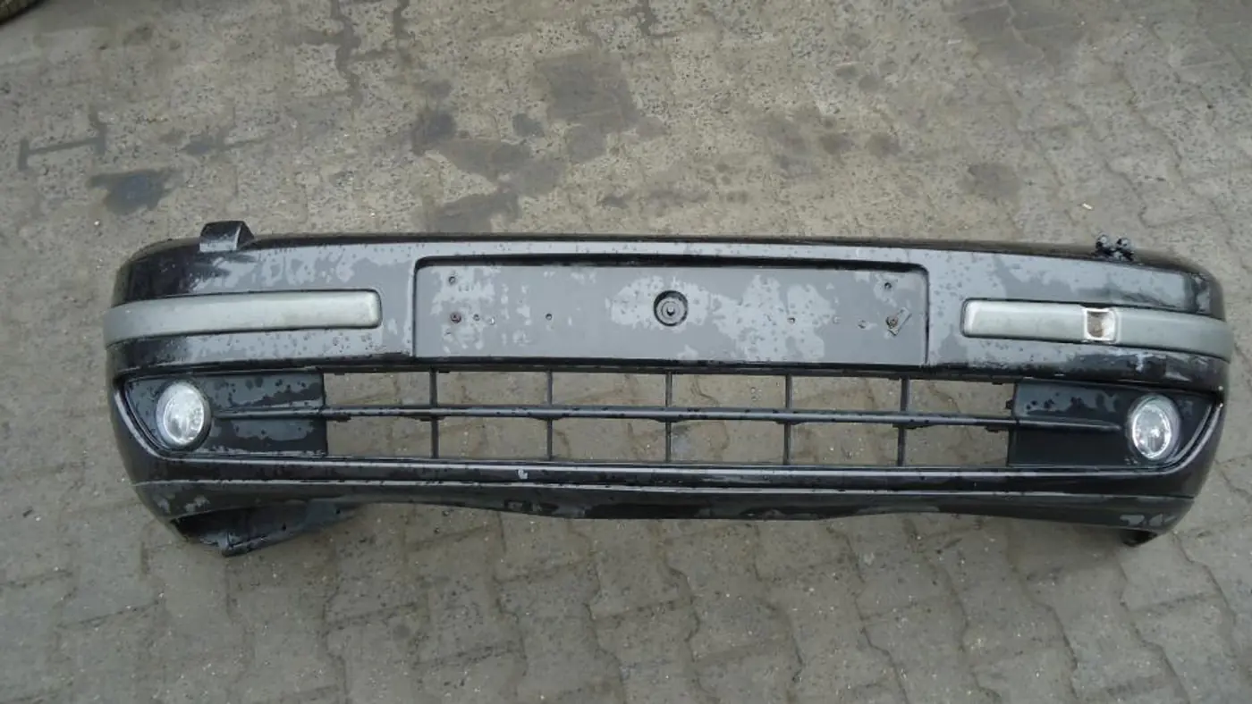 Бампер передний к Renault Laguna 2003