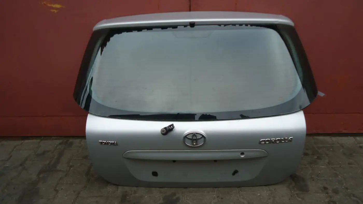 Крышка багажника (дверь 3-5) к Toyota Corolla 2002