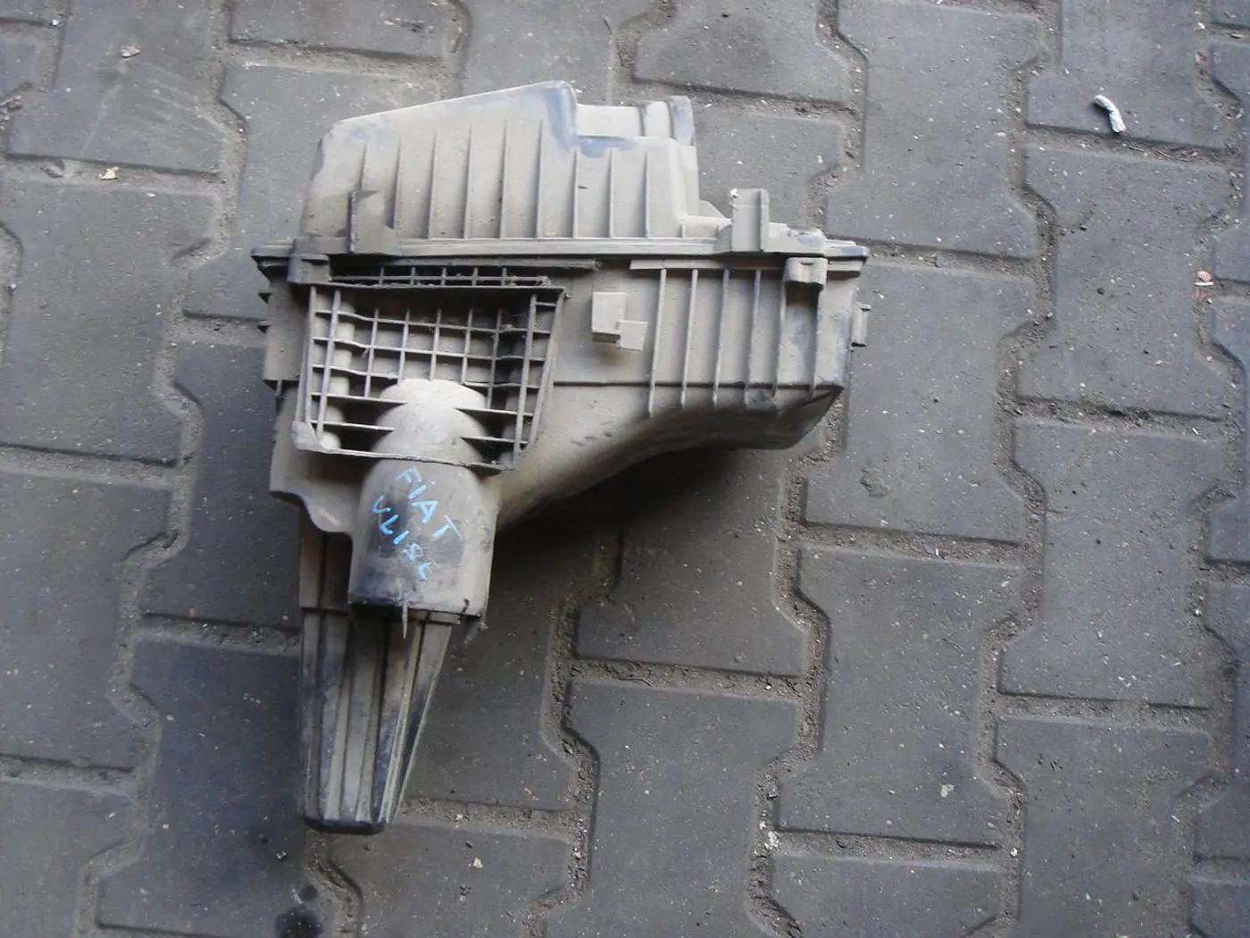 Корпус воздушного фильтра к Fiat Ulysse 2004
