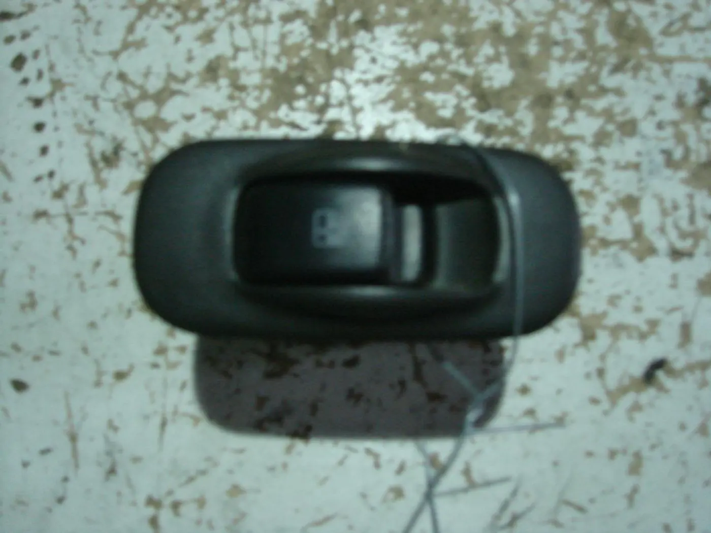 Кнопка стеклоподъемника к Mitsubishi Galant 1996