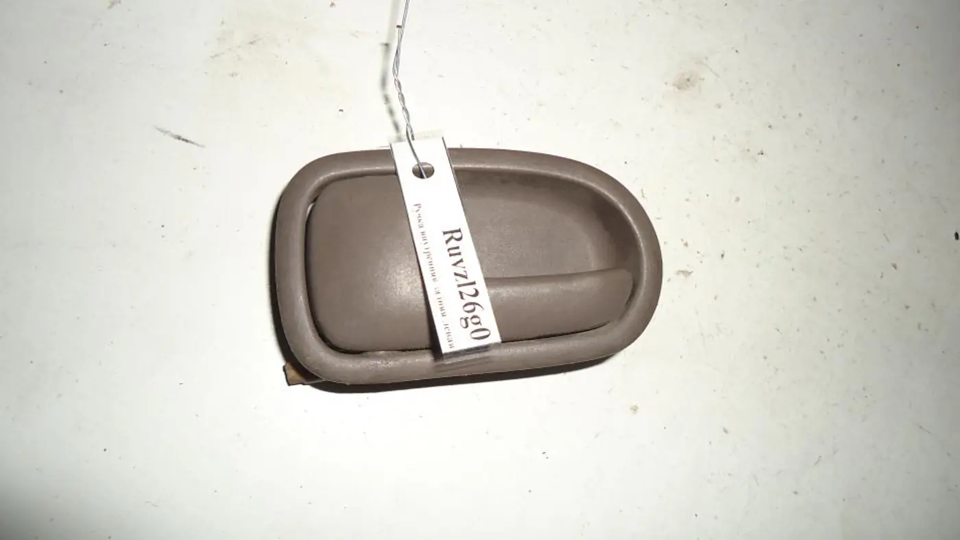 Ручка внутренняя задняя левая к Mazda 626 1995