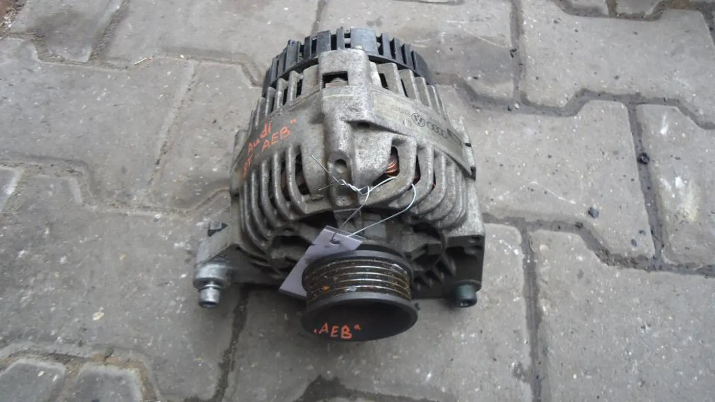 Генератор к Audi A4 1998