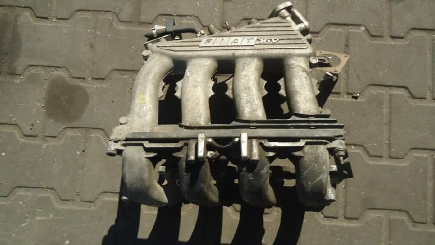 Коллектор впускной к Fiat Coupe 1996