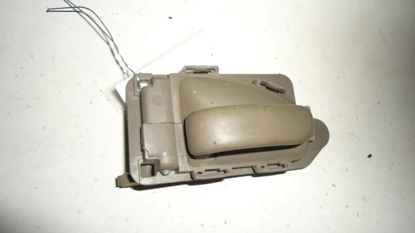 Ручка внутренняя задняя левая к Citroen Xsara Picasso 2001