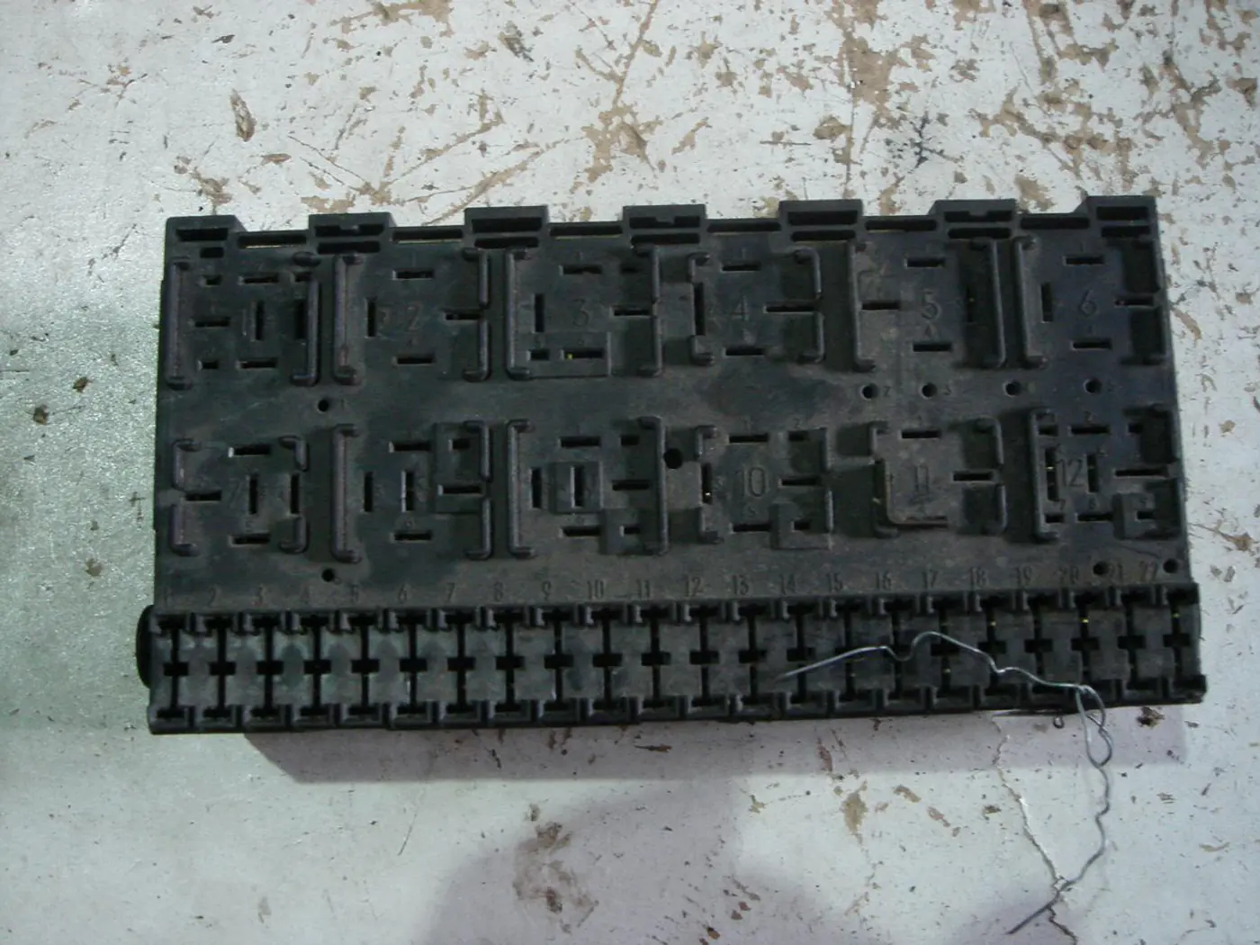 Блок предохранителей к SEAT Inca 1998