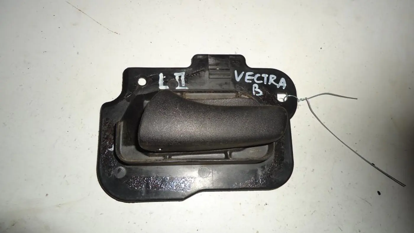 Ручка внутренняя задняя левая к Opel Vectra 1998