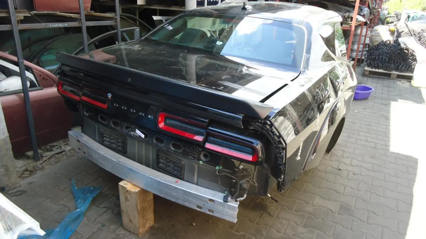 Четверть задняя левая к Dodge Challenger 2019