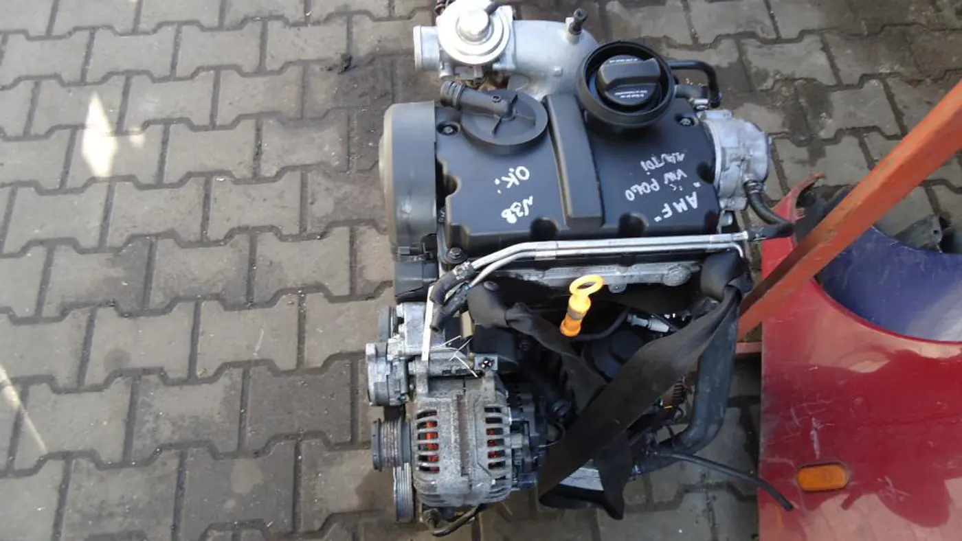 Двигатель к Volkswagen Polo 2001