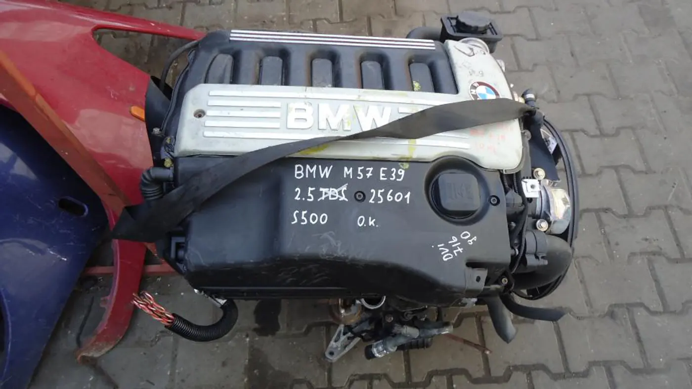 Двигатель к BMW 5 2000
