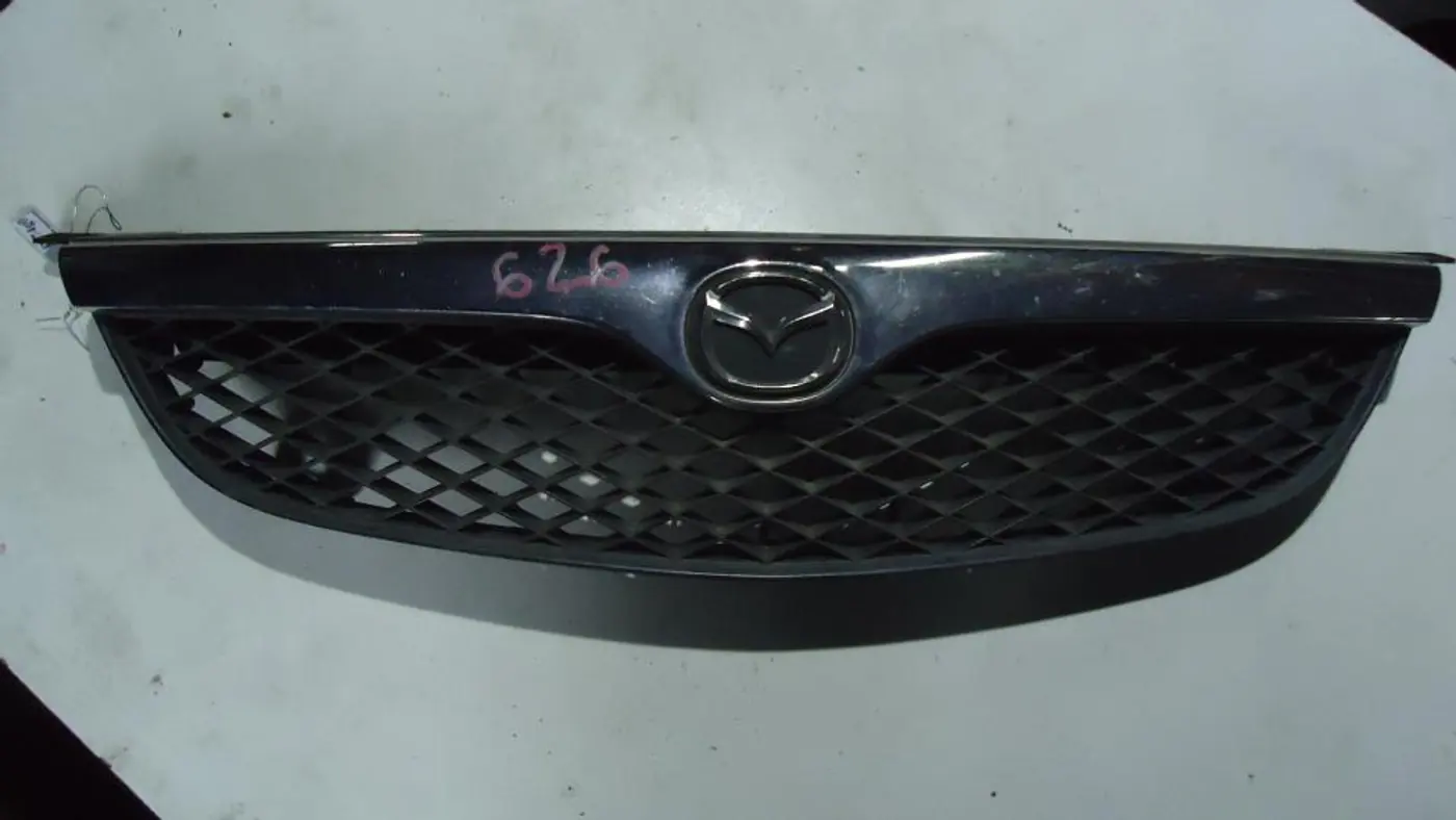 Решетка радиатора к Mazda 626 1999