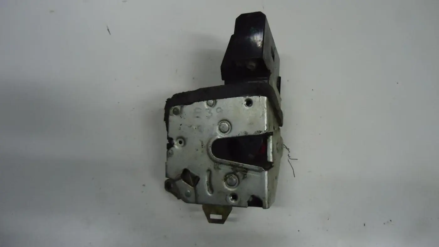 Замок двери задней левой к BMW 5 1996