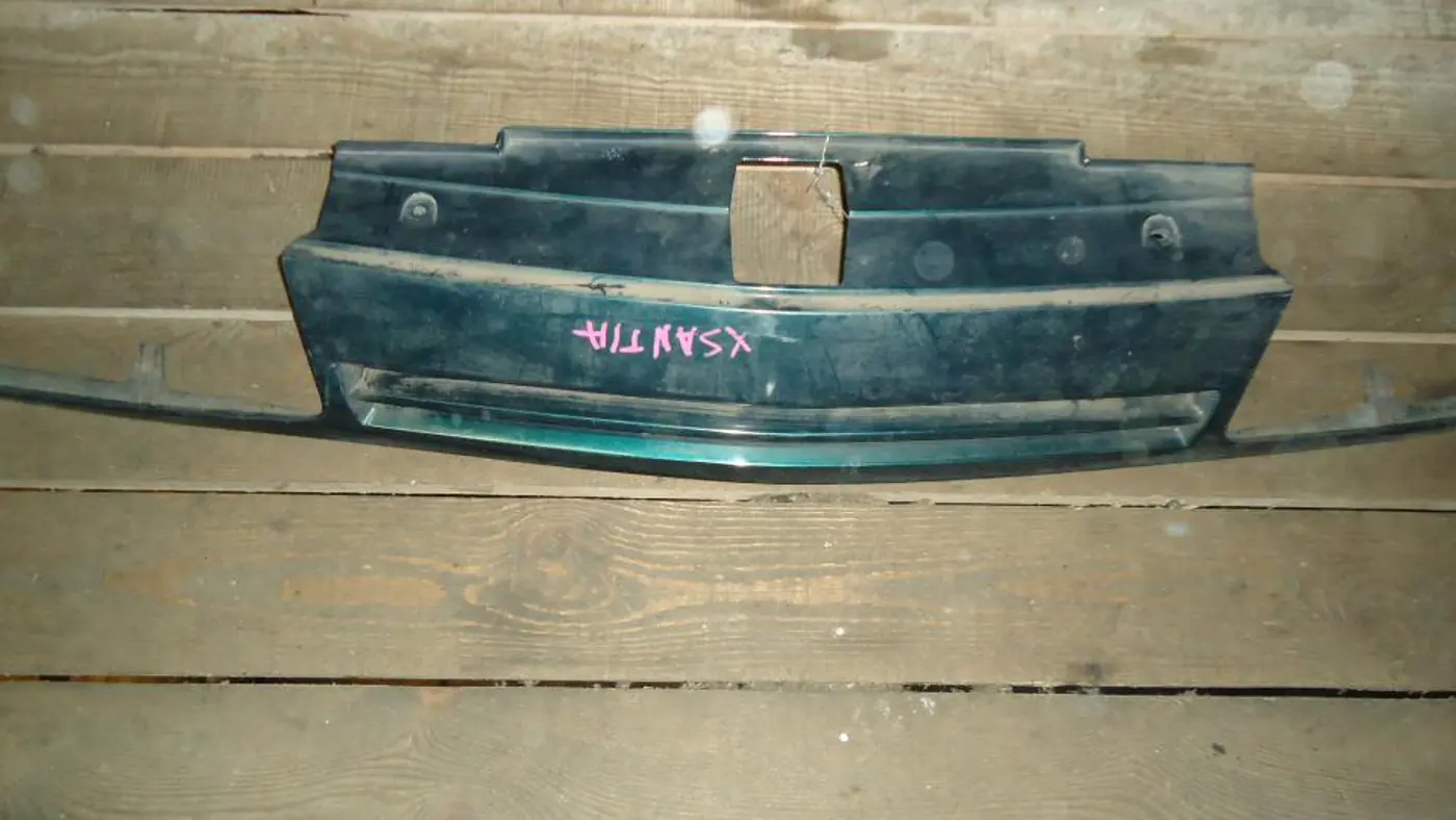 Решетка радиатора к Citroen Xantia 1994