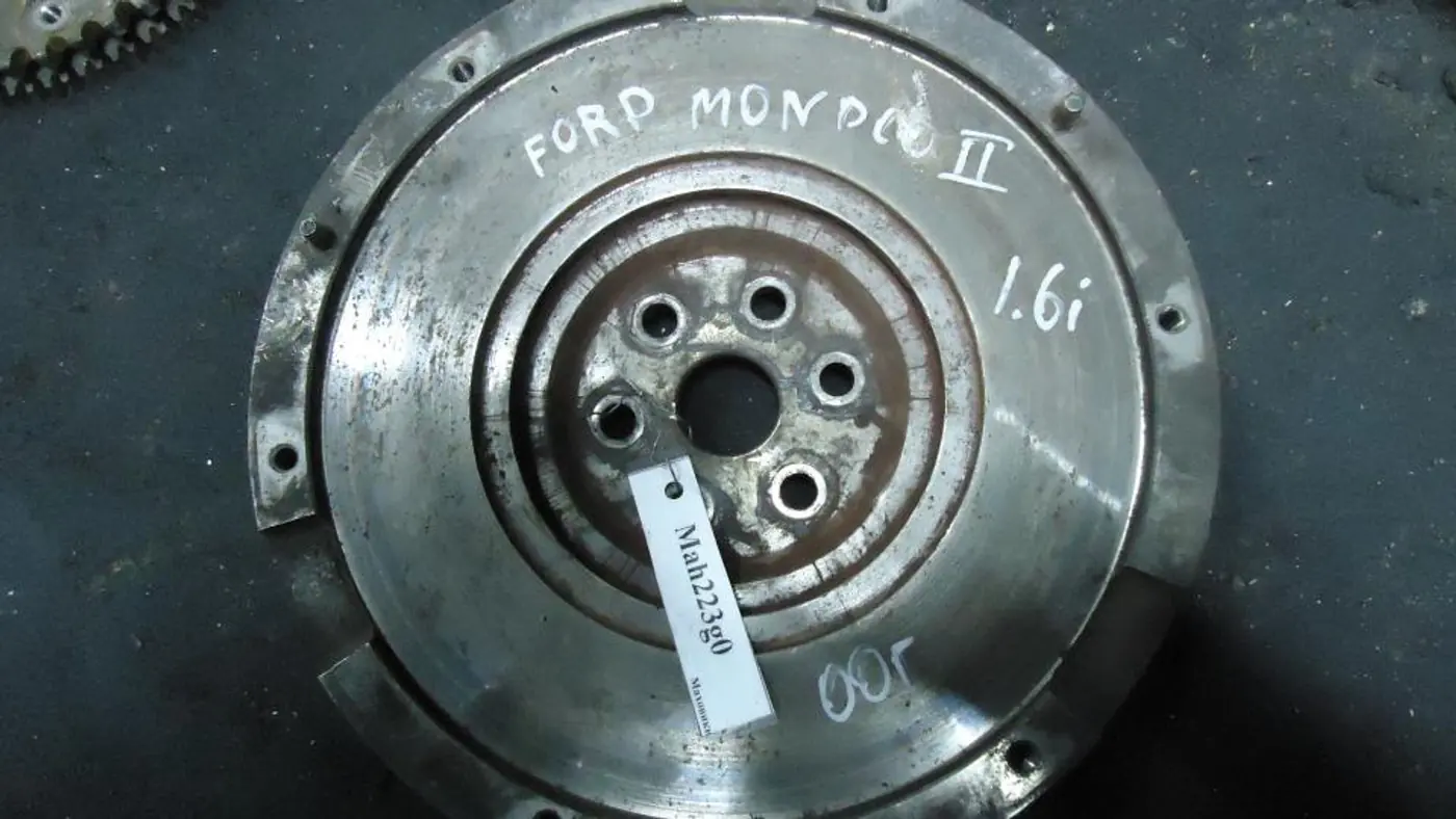 Маховик к Ford Mondeo 2000