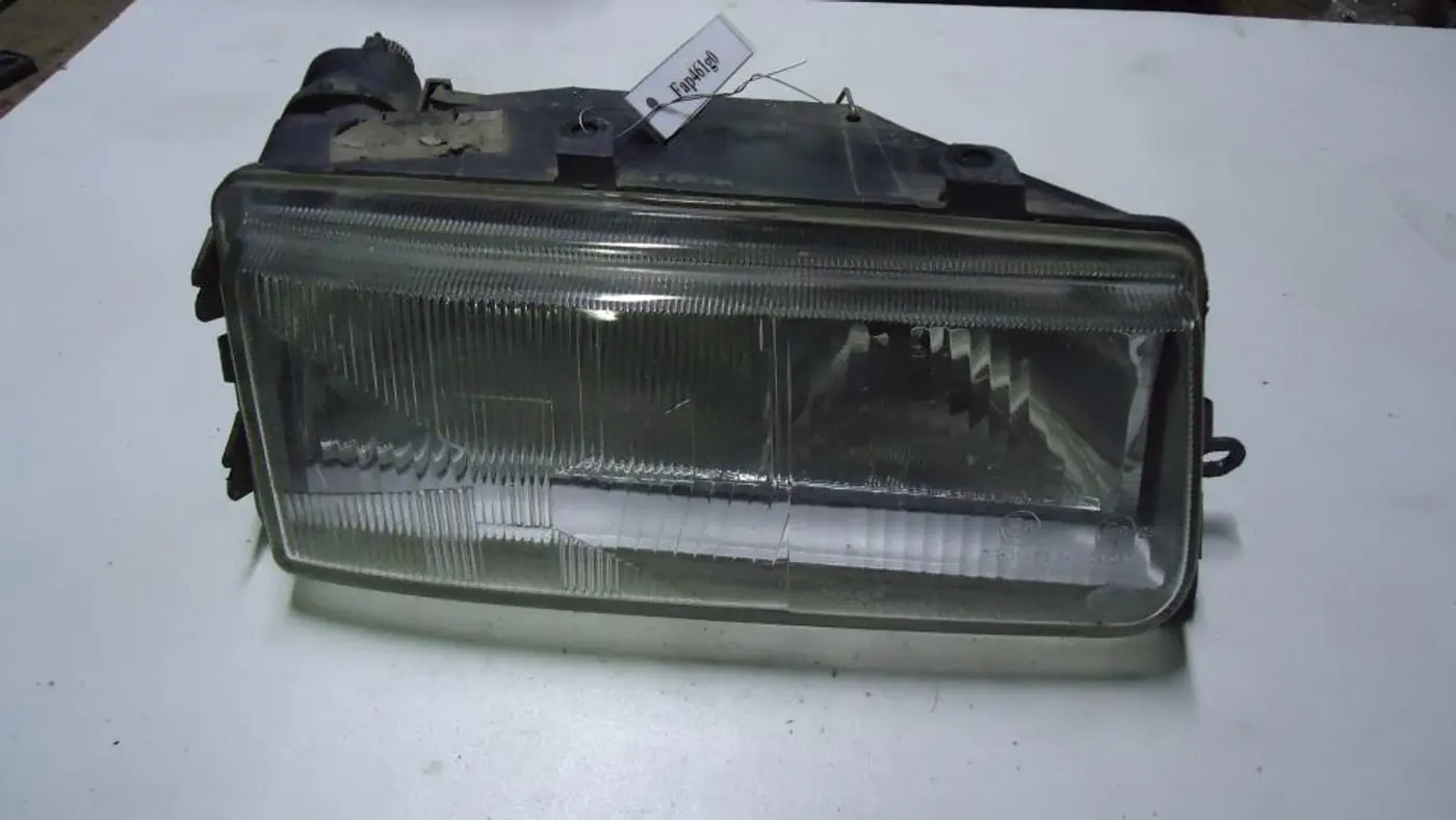 Фара правая к SEAT Toledo 1996