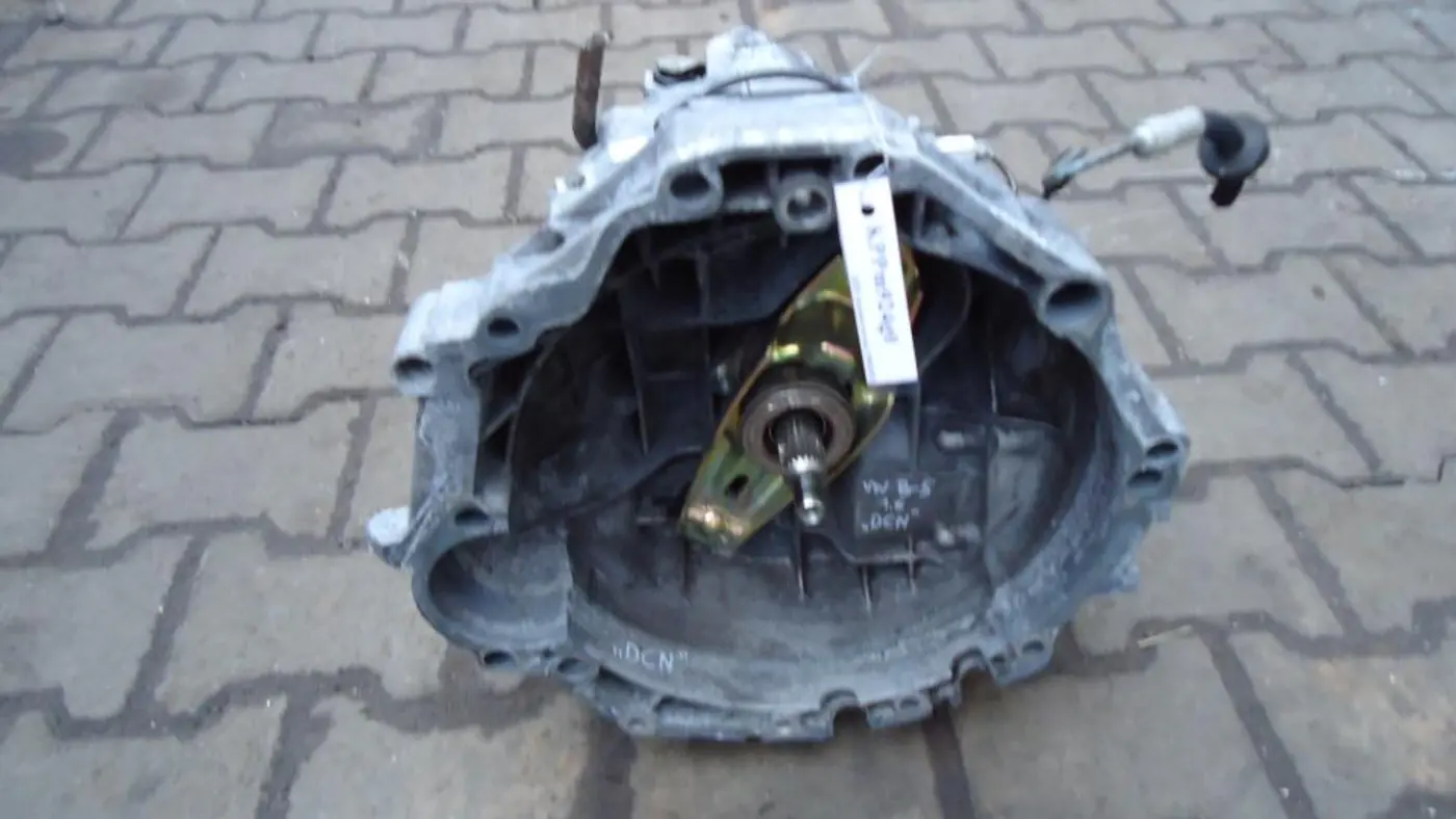 КПП механическая (МКПП) к Audi A4 1996