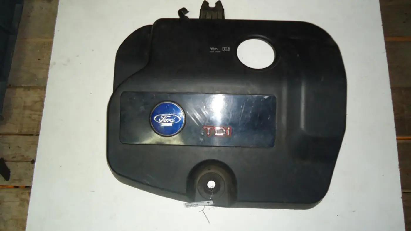 Декоративная крышка двигателя  к Ford Galaxy 2002