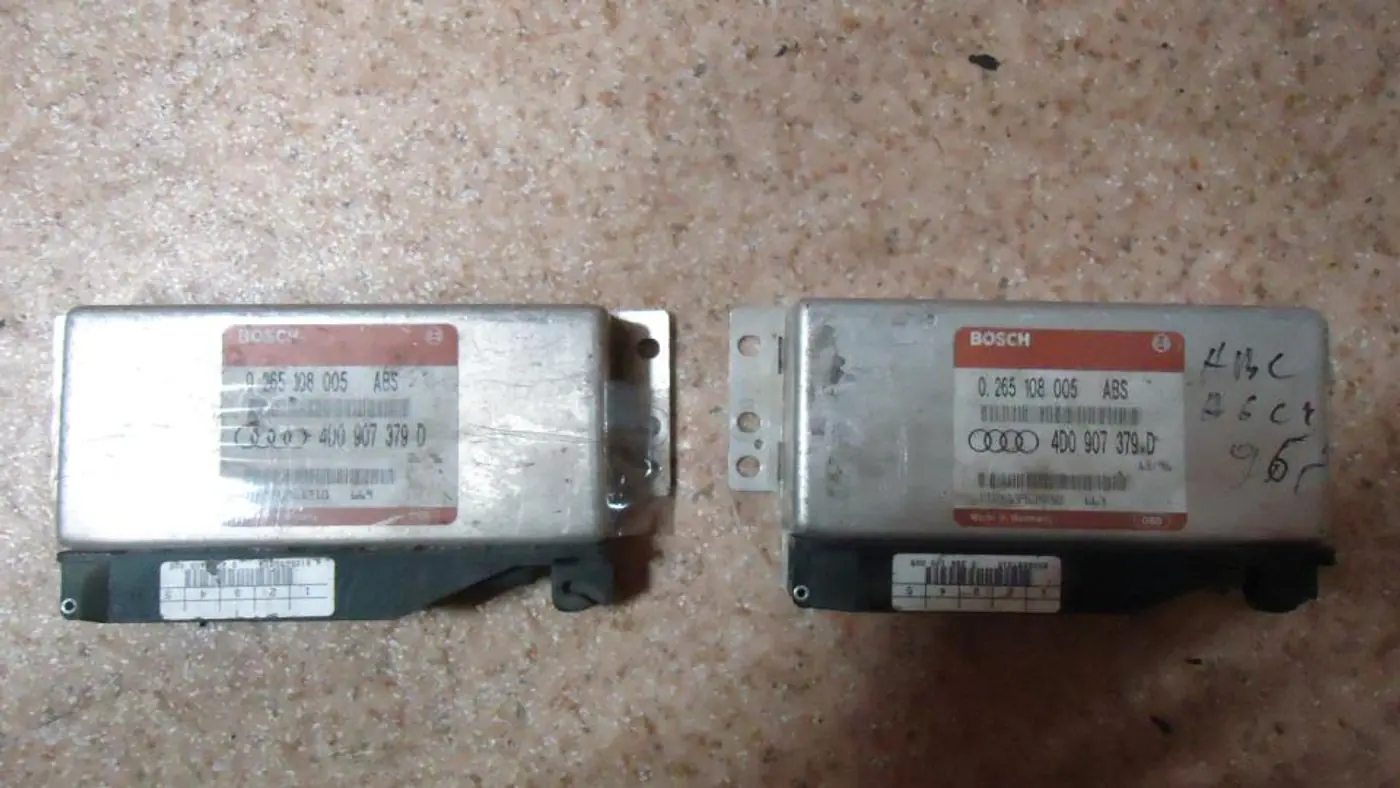 Блок управления ABS к Audi A6 1996