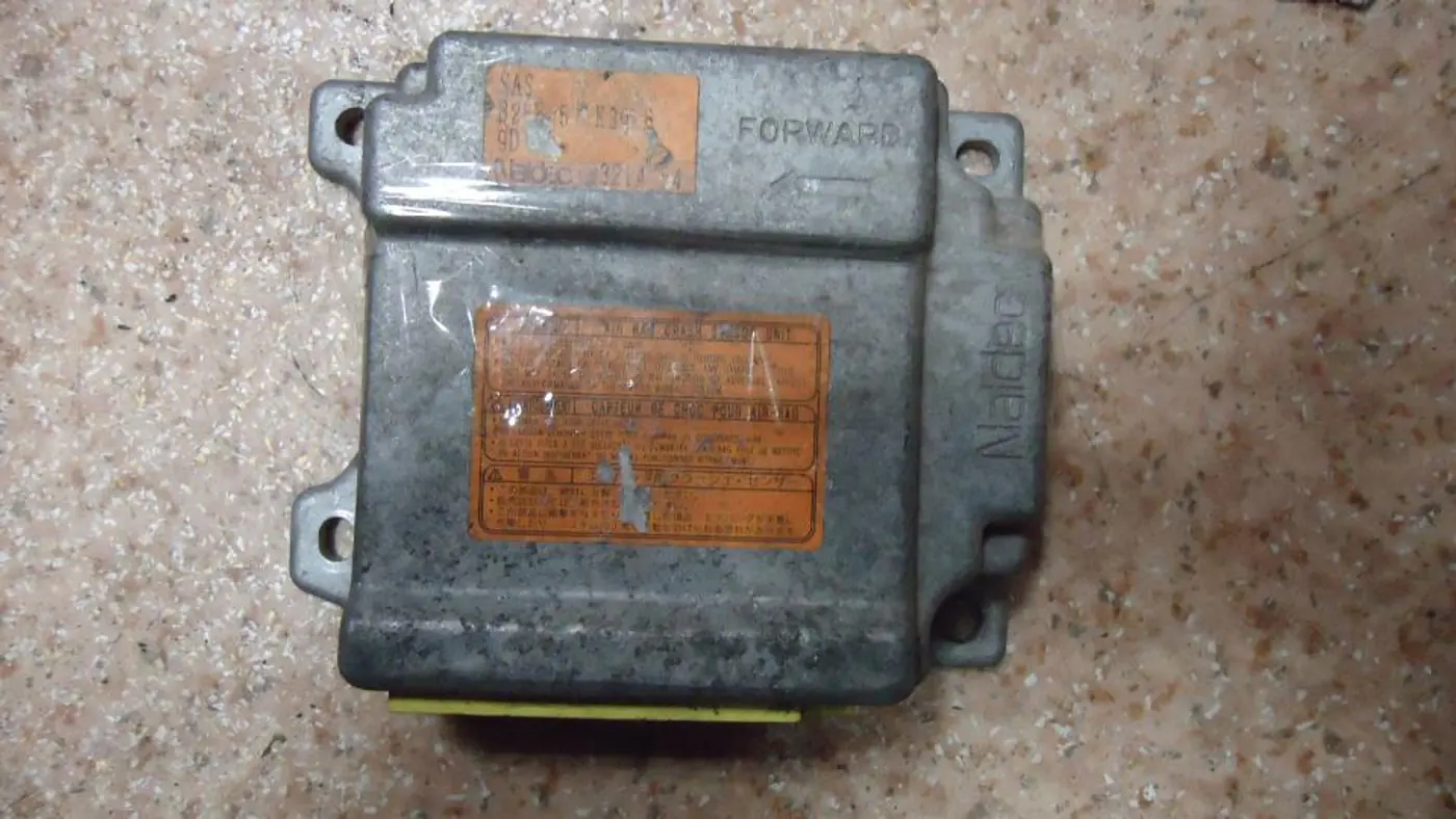 Блок AirBag к Mazda 323 1994