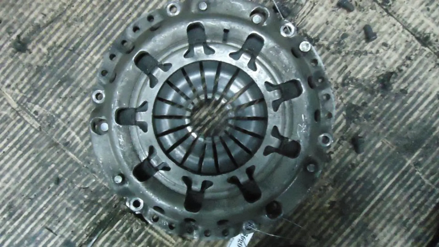 Корзина сцепления к Ford Focus 2001