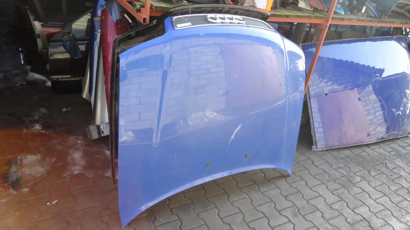 Капот к Audi A4 1998