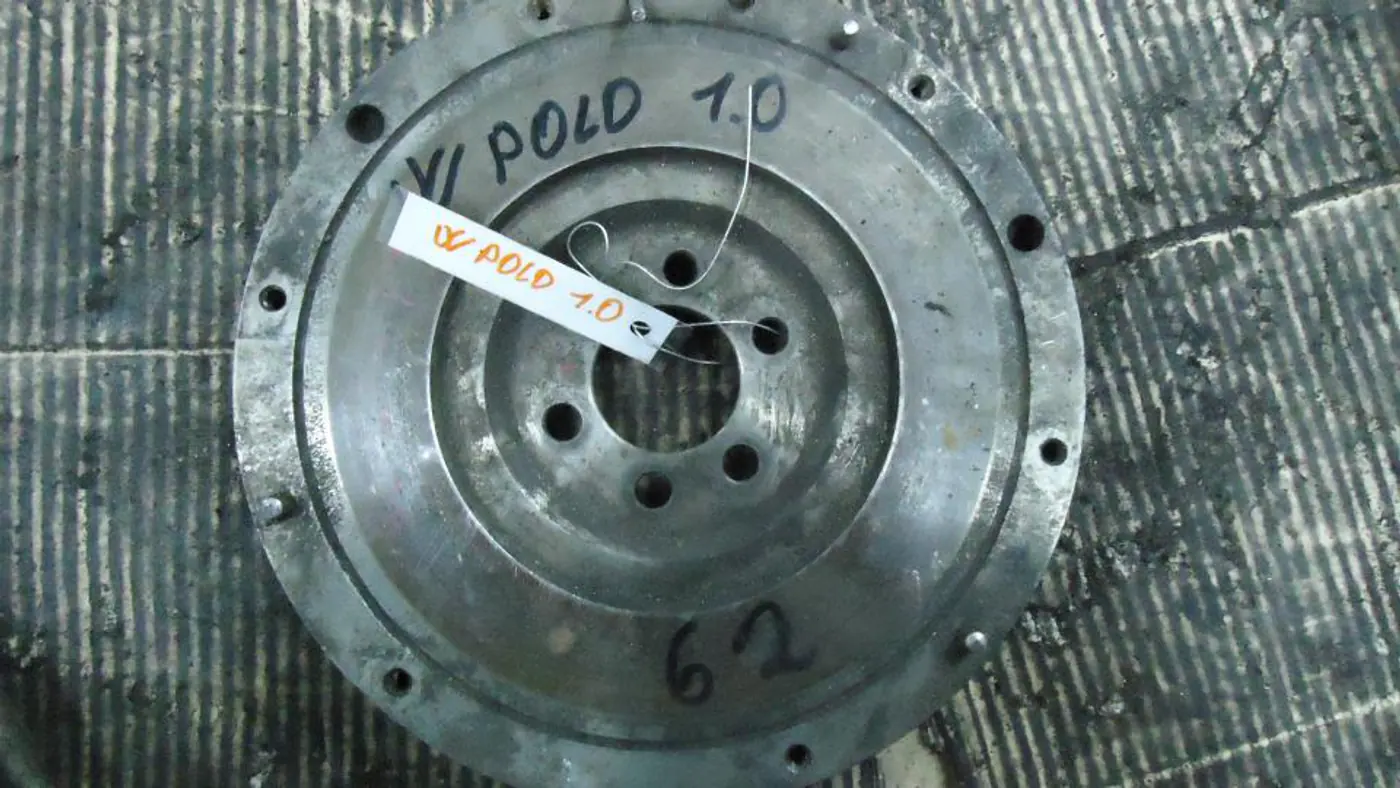Маховик к Volkswagen Polo 1997