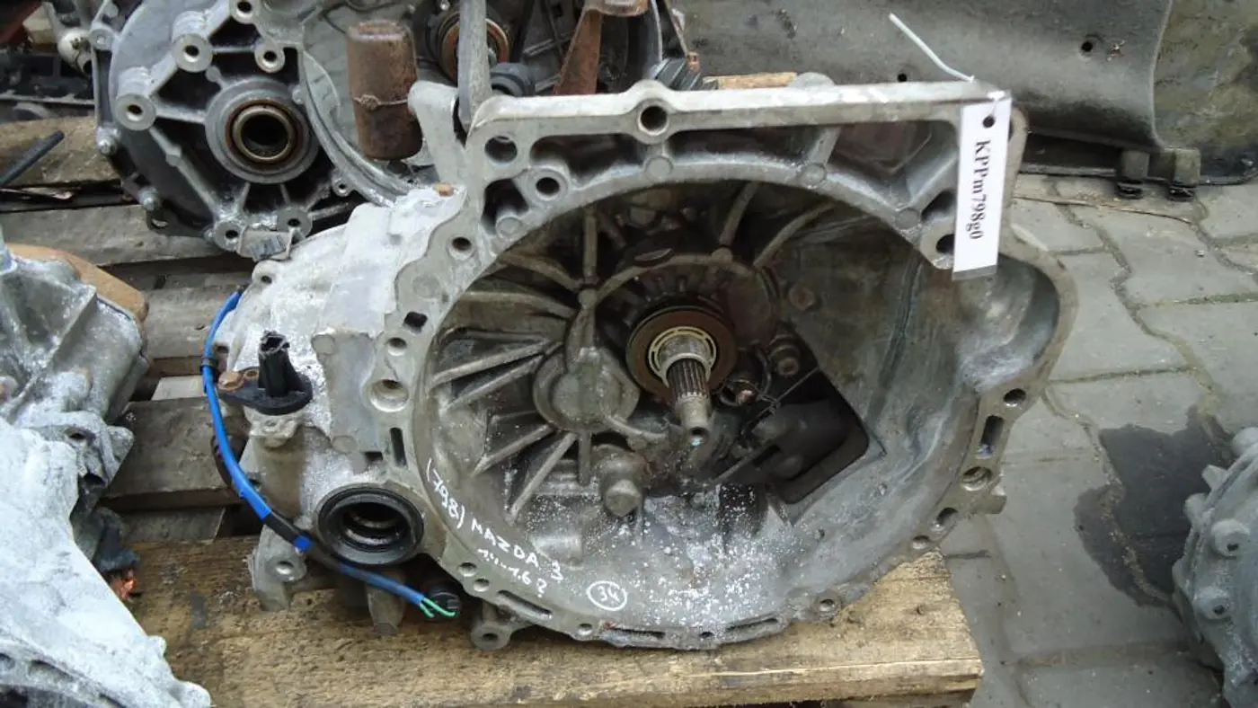КПП механическая (МКПП) к Mazda 3 2006
