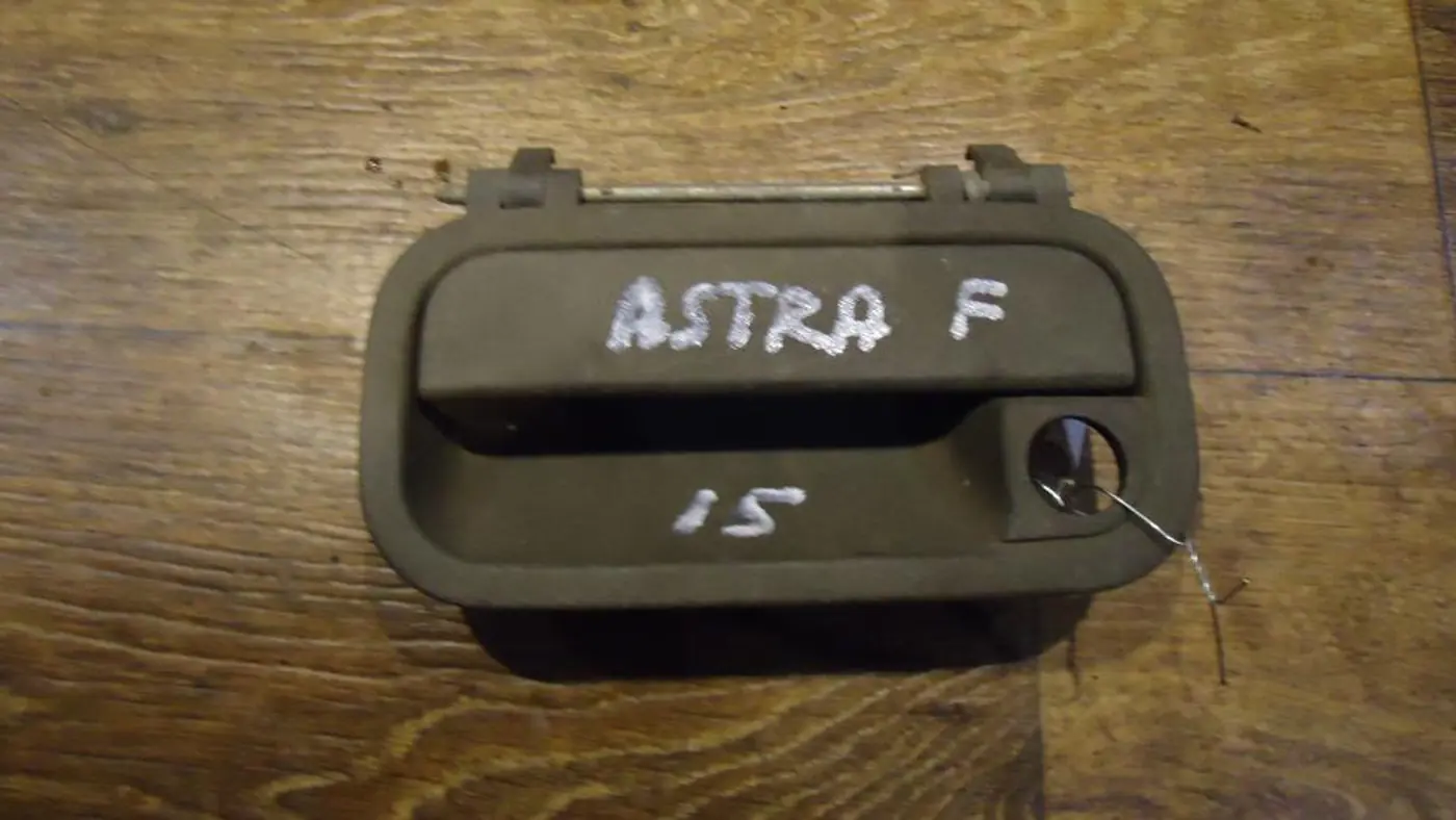 Ручка наружная передняя левая к Opel Astra 1995