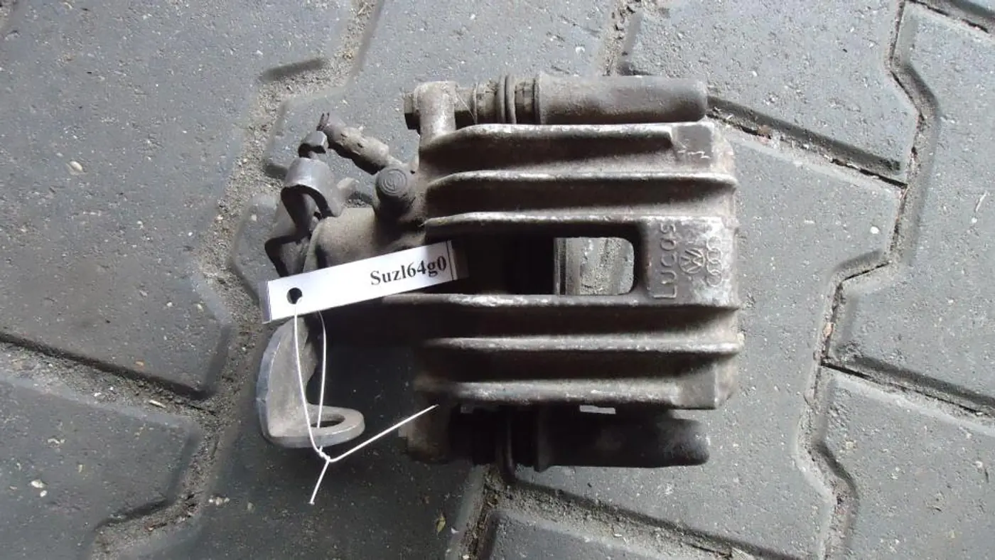 Суппорт задний правый к Audi A4 2002