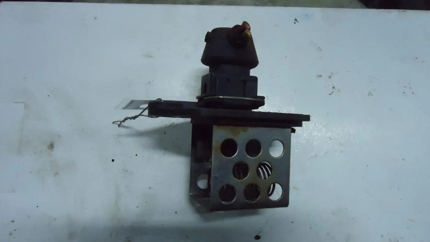 Сопротивление печки к Peugeot 206 2002