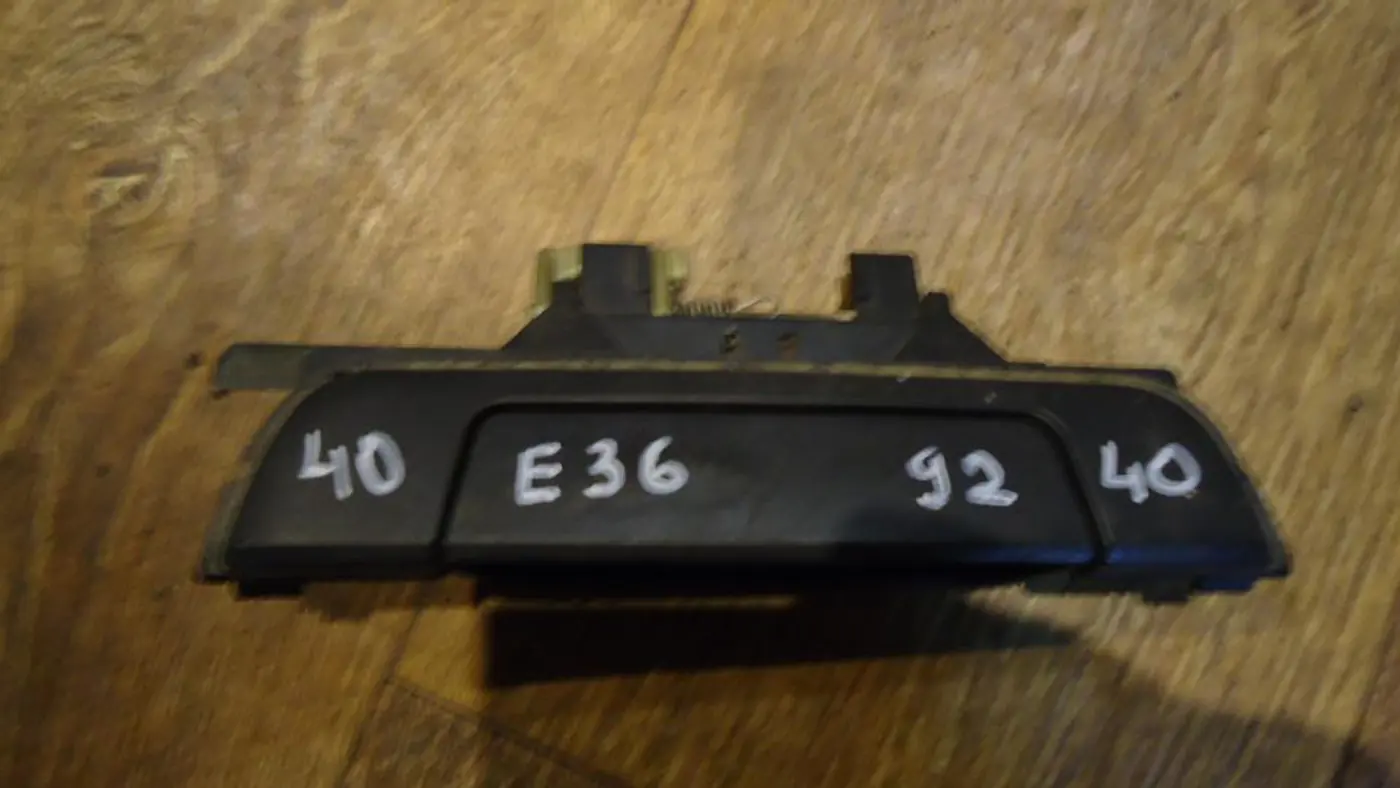 Ручка наружная задняя правая к BMW 3 1992