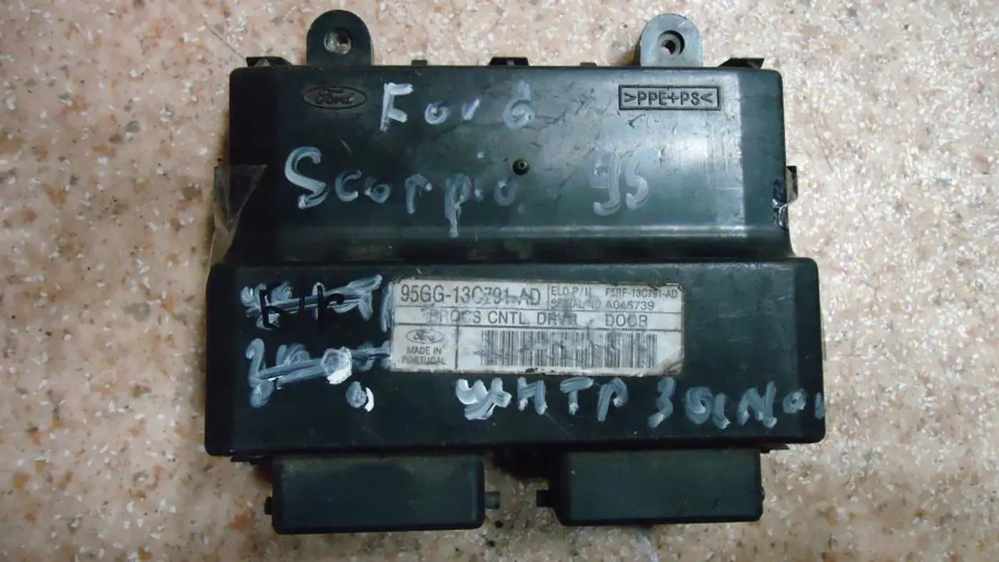 Блок комфорта к Ford Scorpio 1995