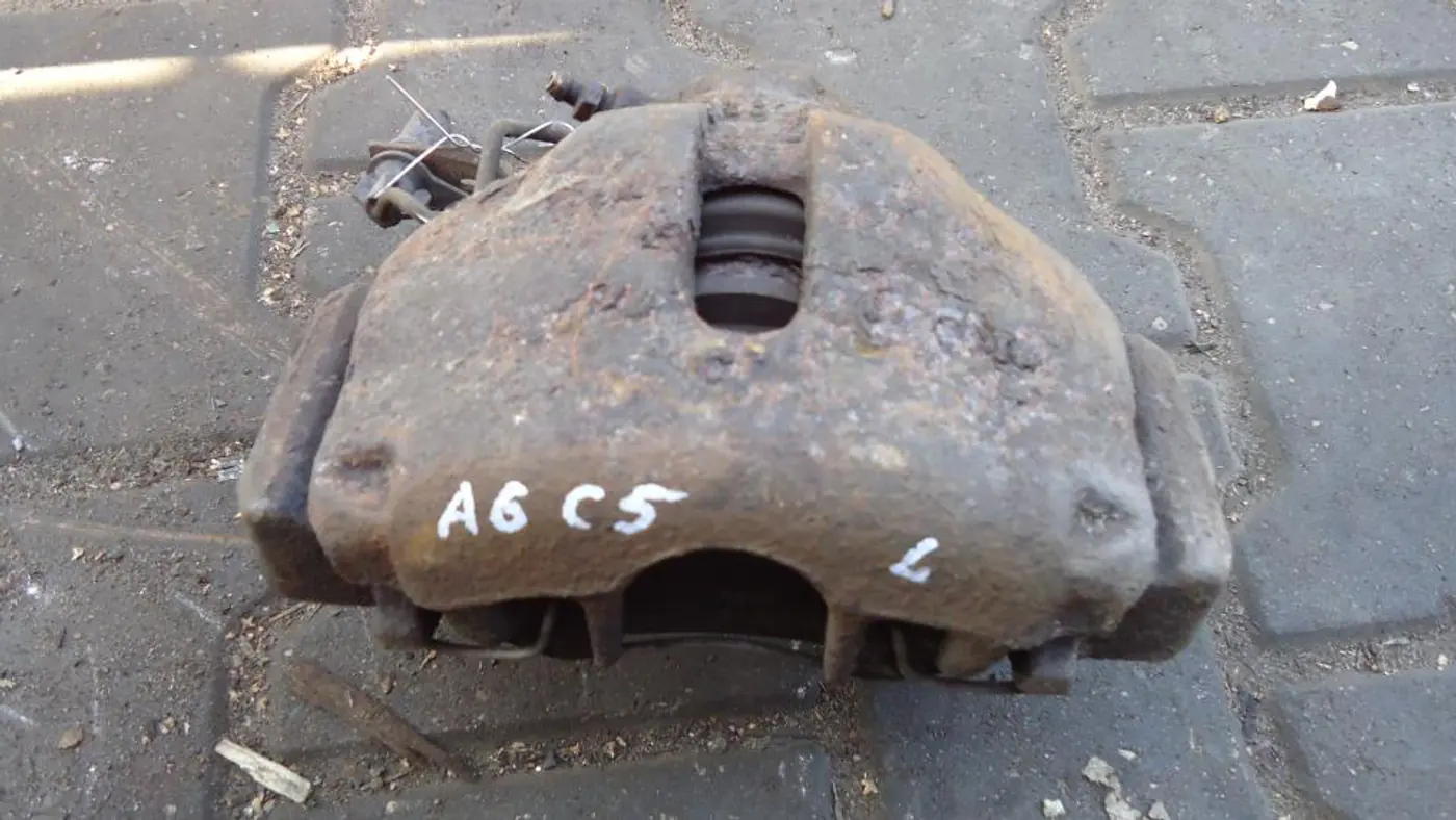 Суппорт передний левый к Audi A6 2003