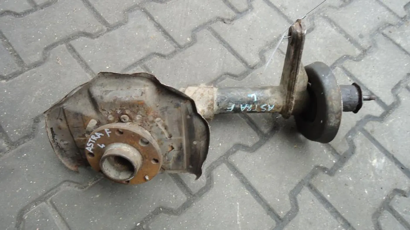 Стойка передняя правая к Opel Astra 1995
