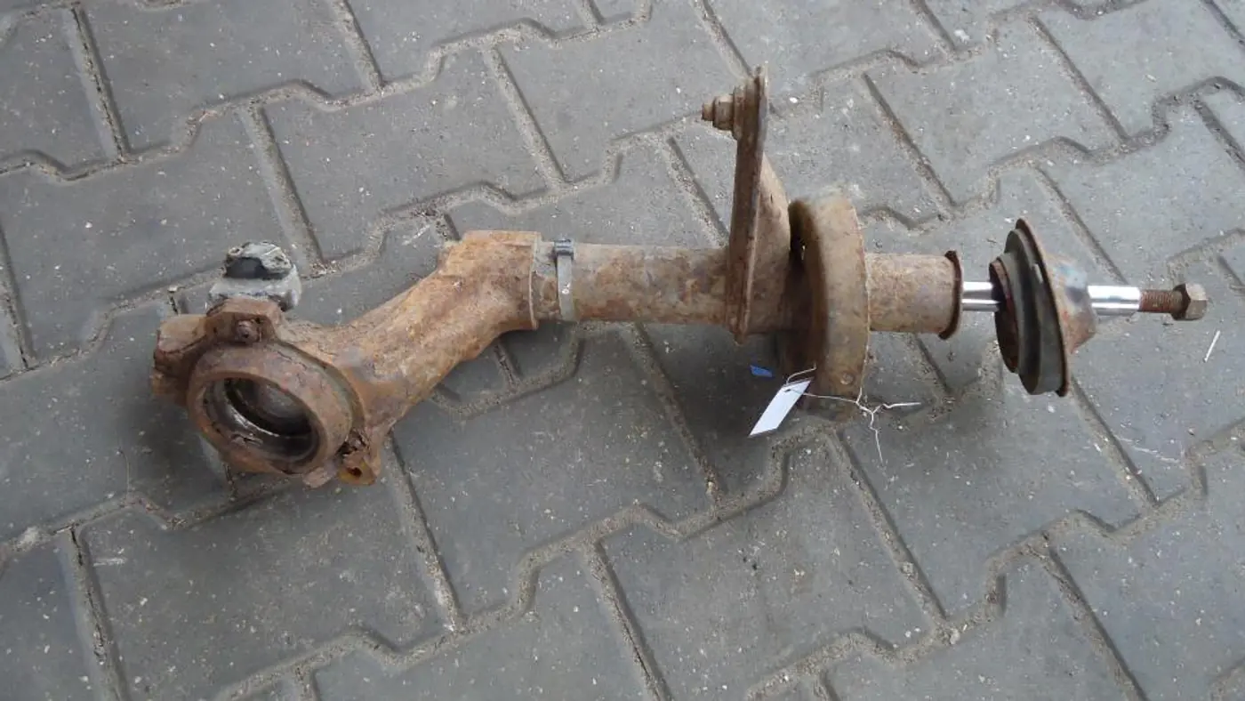 Стойка передняя правая к Opel Astra 1996