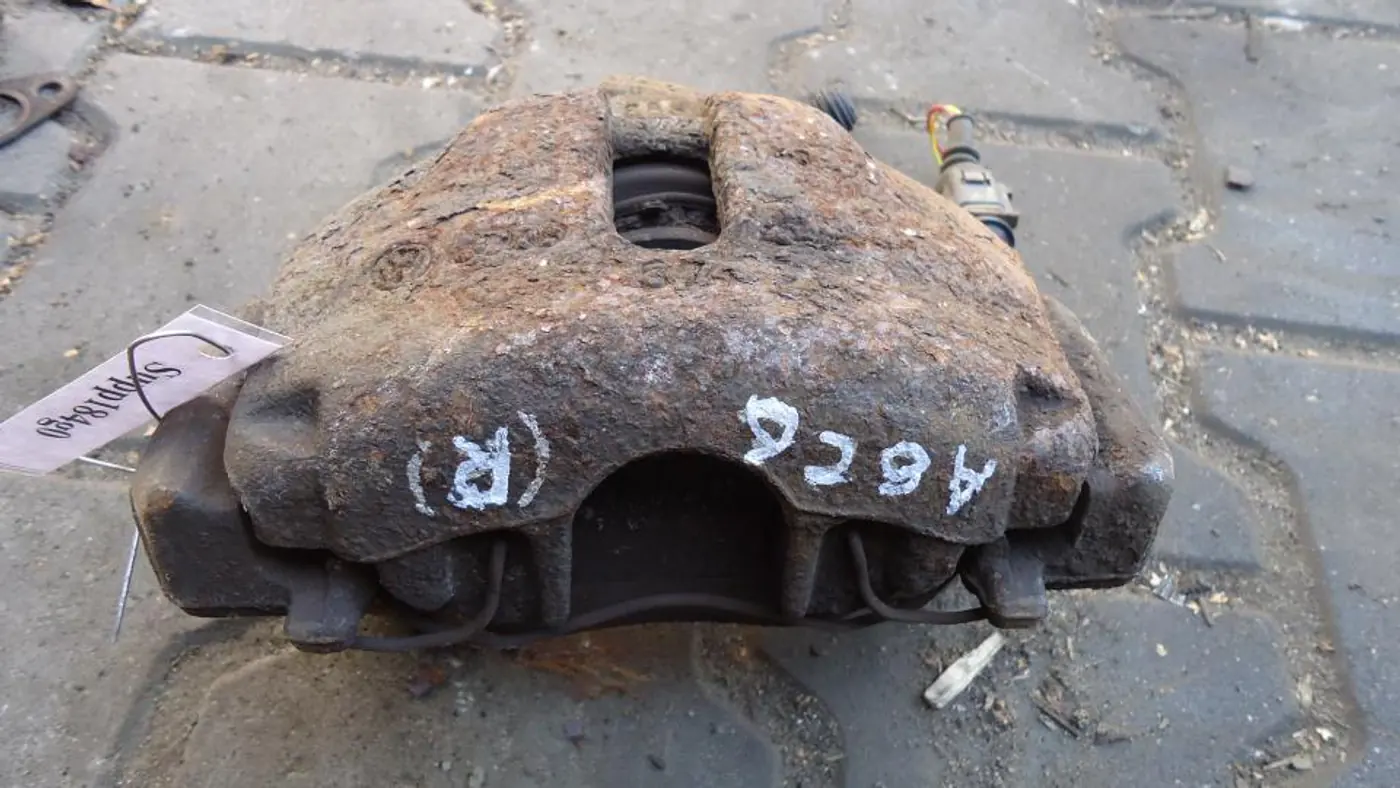 Суппорт передний правый к Audi A6 2003
