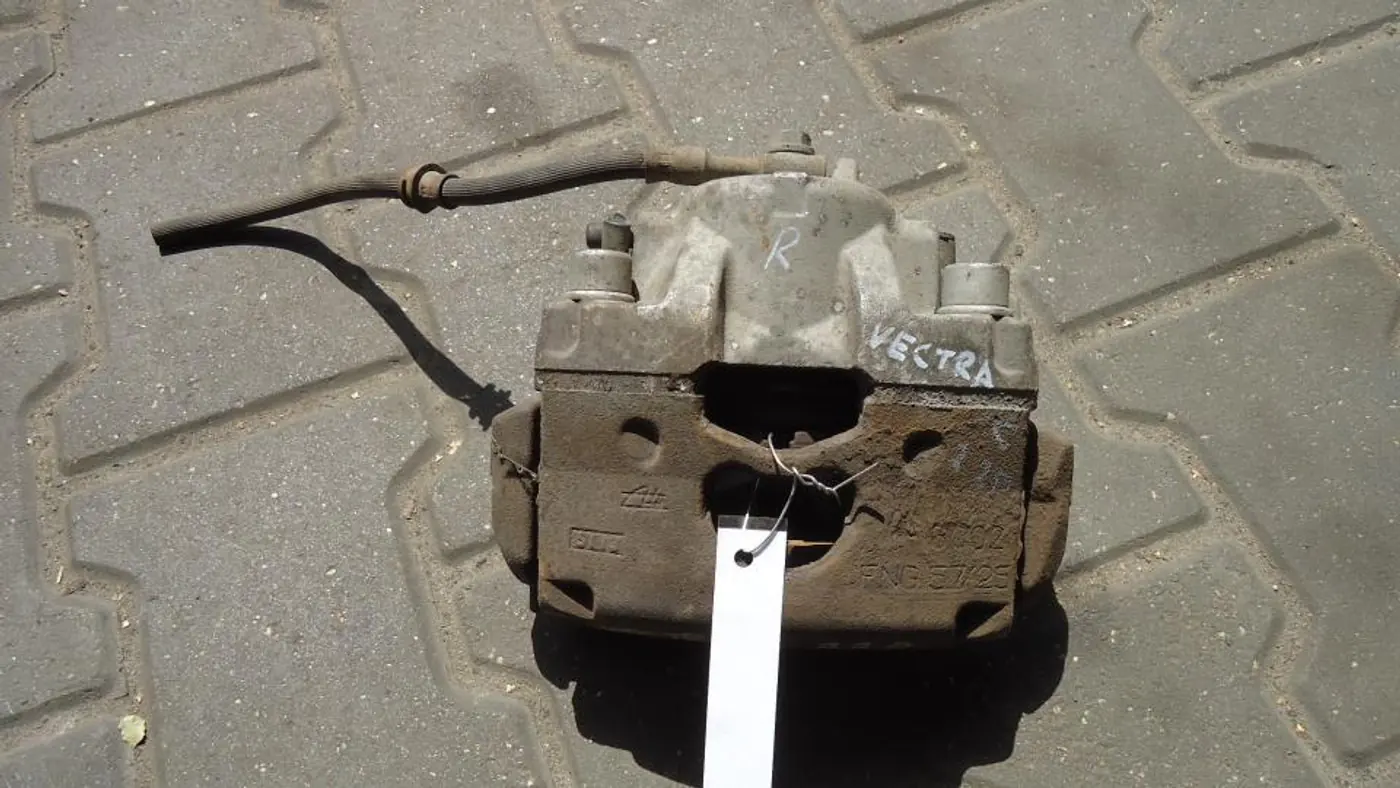 Суппорт передний правый к Opel Vectra 2003